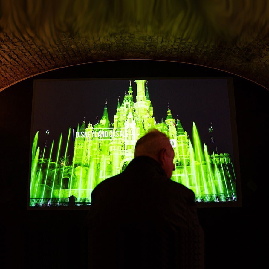 Best Silver Screen Paint for 3D projection: A Complete Buyer’s Guide Best Silver Screen Paint for 3D projection: A Complete Buyer’s Guide